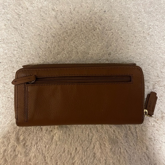 Fossil wallet - Picture 2 of 4